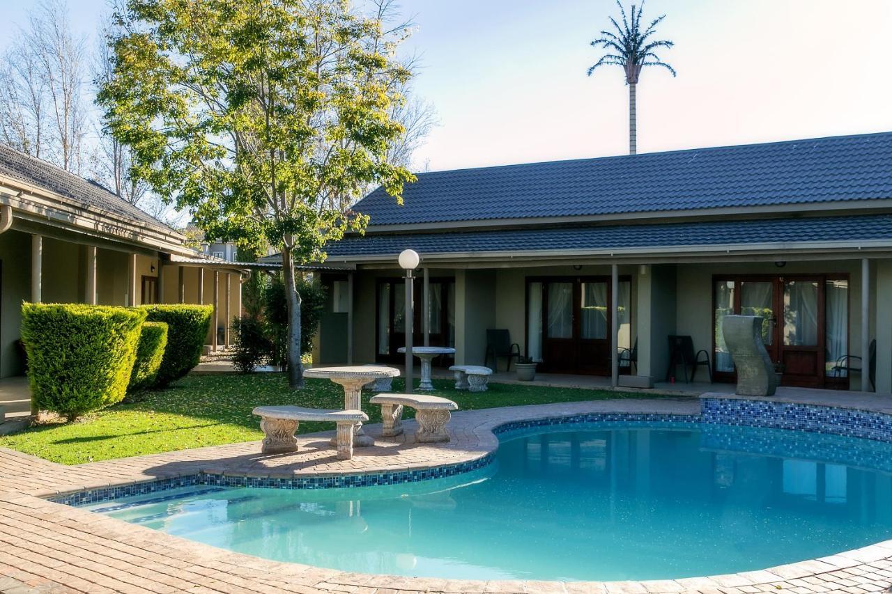 Mondior Manor Guest House Kimberley Extérieur photo